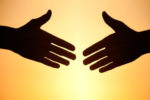 公司積極參與精準(zhǔn)扶貧活動(dòng)，捐款10萬元