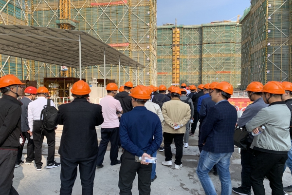 路灣村東側地塊商住用房項目（香樟灣）南標段工程舉行觀摩培訓交流會